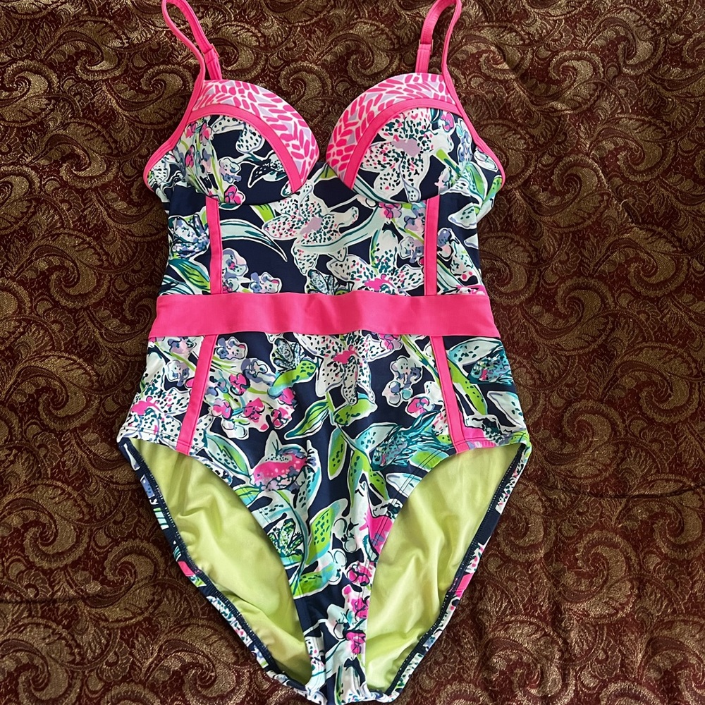 Lilly Pulitzer swimsuit size 4